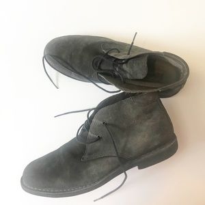 Marc New York high top suede shoes sz 12